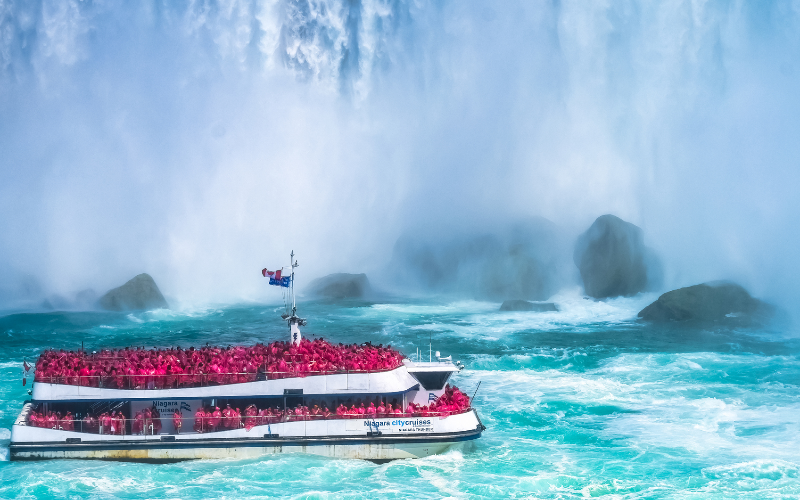 -makham-to-niagara-falls-large-group-private-tour-800x500-1746829668.jpg