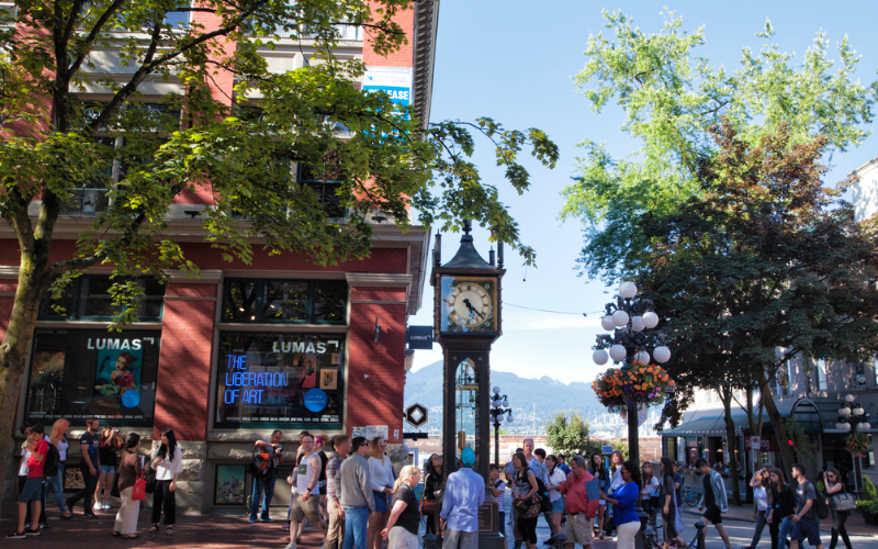 discover-vancouver-s-food-scene-on-a-gastown-walking-tour-800x500-1698325909.jpg