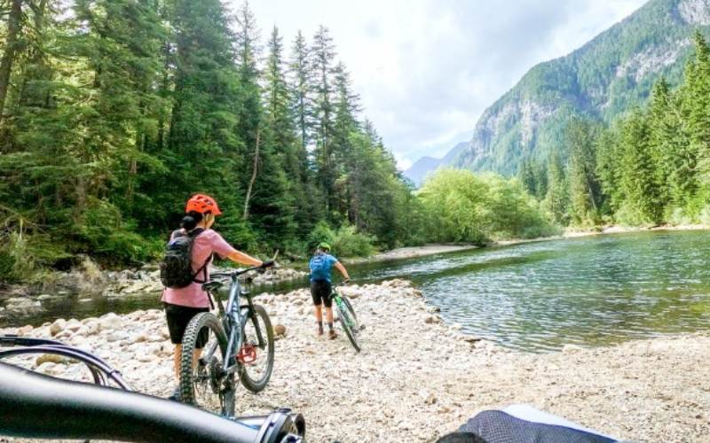 e-bike-rentals-in-vancouver-with-self-guided-maps--800x500-1701067986.jpg