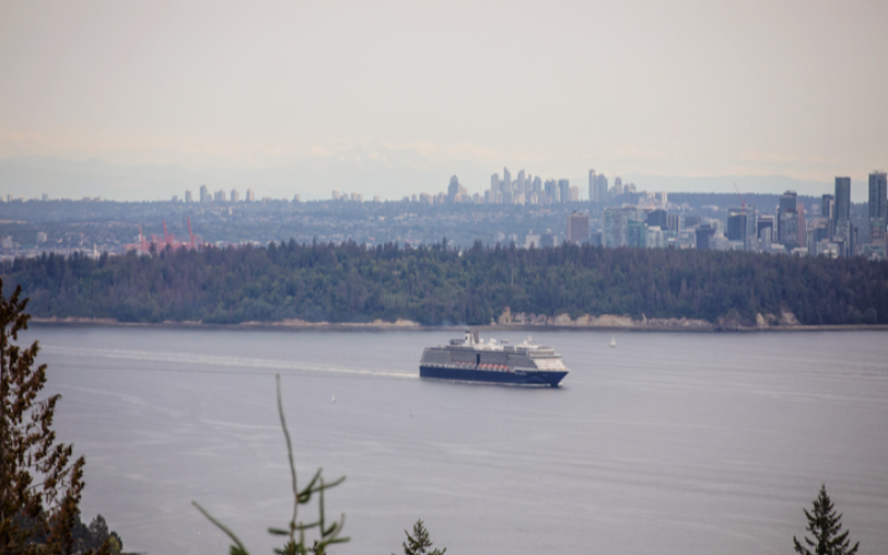 experience-an-unforgettable-evening-relaxing-dinner-cruise-in-vancouver-800x500-1697384884.jpg