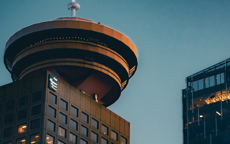 experience-vancouver-s-spectacular-views-from-harbour-center-800x500-1699525231.jpg