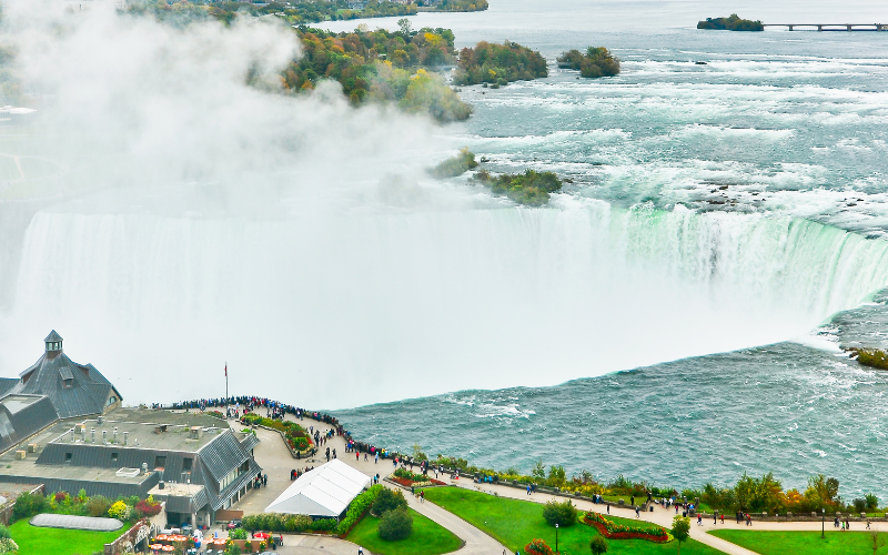 explore-niagara-falls-with-boat-cruise-and-journey-behind-the-falls-800x500-1695293825.jpg