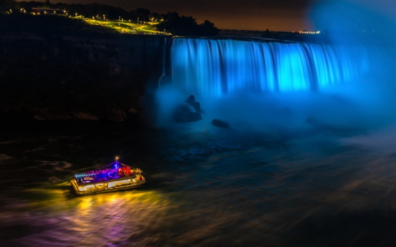 explore-the-real-beauty-of-niagara-falls-with-day-and-night-boat-cruise-tour-800x500-1694871057.jpg