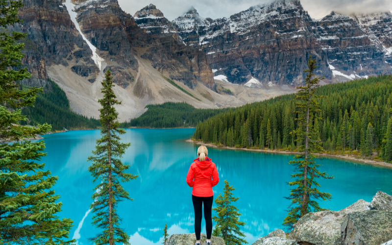 explore-western-canada-s-magnificent-landscapes-8-day-rocky-mountains-caribou-tour-800x500-1699946443.jpg