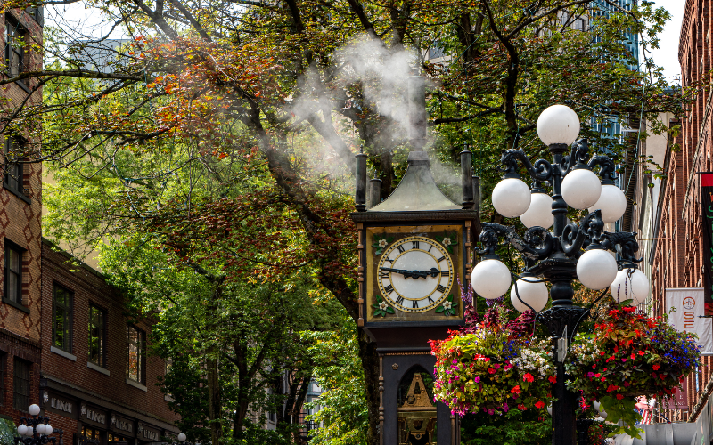 legendary-gastown-food-tour-vancouver-800x500-1695726423.jpg