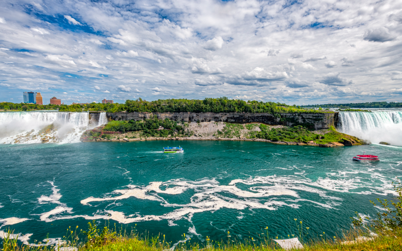 luxury-niagara-falls-day-trip-from-toronto-book-now-and-experience-the-best-of-canada--800x500-1695272343.jpg
