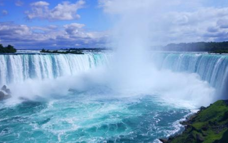 niagara-falls-private-tour-upto-4-people-800x500-1744400019.jpg