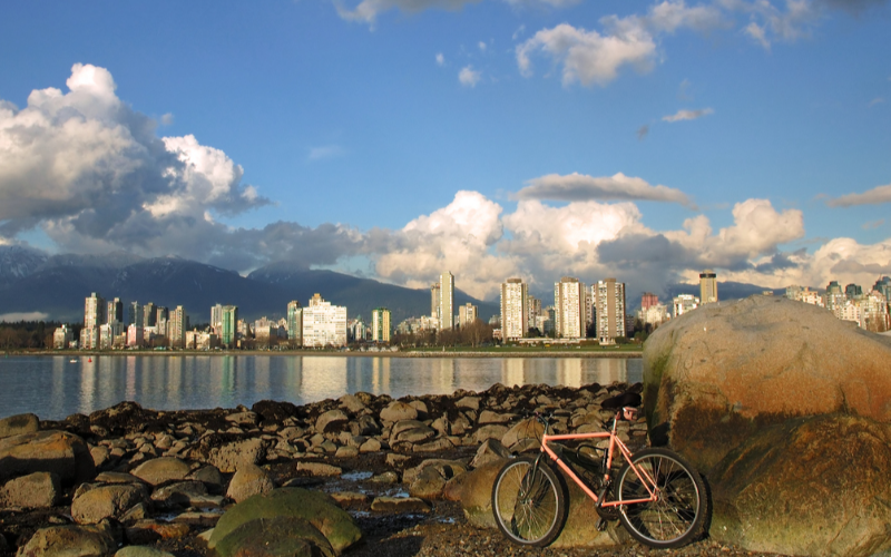 self-powered-electric-bike-in-vancouver-tour-10-kilometer-outer-seawall-trail-800x500-1698411623.jpg