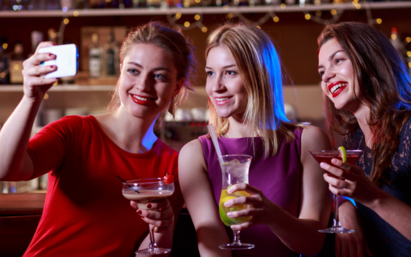 toronto-bar-exploration-adventure-800x500-1693712833.jpg