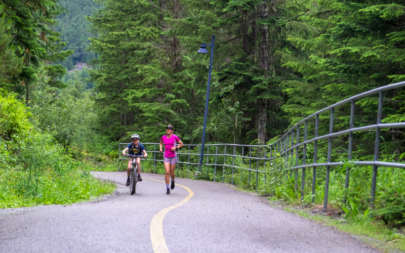 vancouver-outdoor-adventure-biking-and-hiking-tour-with-gourmet-lunch-800x500-1699137766.jpg