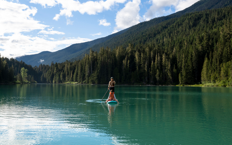 whistler-adventure-shuttle-service-for-paddle-trips-and-kayaking-in-alta-lake-800x500-1699167723.jpg